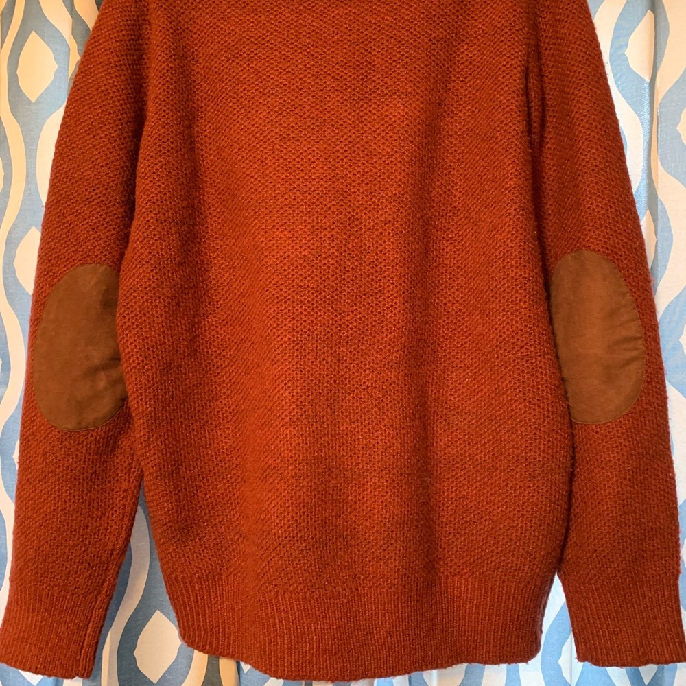Men’s leather sleeves cuff sweater